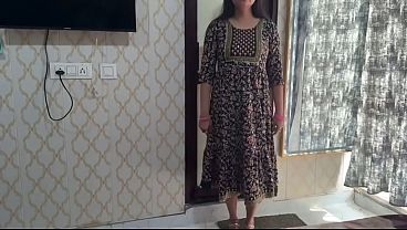 Desi Bhabhi Ko Randi Ki Tarah Zor Zor Se Choda, Chut Faad Di