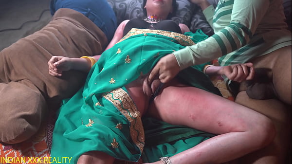 Tonton Video Xxx India Ngentot Ibu Tiri Dan Anak Tiri Dengan Bahasa Hindi