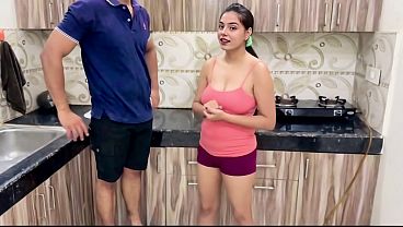 Cewek India Anak Tiri, Memeknya Lebih Rapet Dari Istri Sendiri, Versi Hindi.
