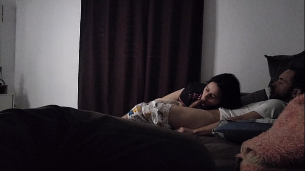 Tia Gatel Sengaja Atur Biar Bisa Rebahan Di Sofa Bareng Ponakan, Grepe-grepe Diam-diam.