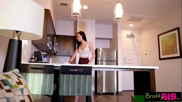 Bratty Step Sis Kena Tusuk, Stepbro Masukin, Sekarang Stepsis Ngerasa Kurang S9:e4