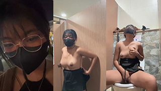 Bokep Indo Pas Ke Mal, Tiba-tiba Makin Greget Pengen Ngewe.