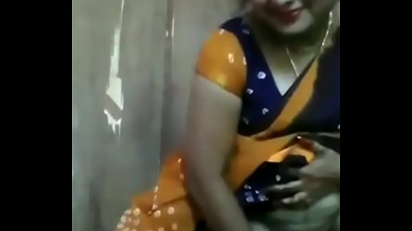 Desi Bhabhi Lagi Ngajak Main Ranjang, Siap-siap Basah Kuyup!