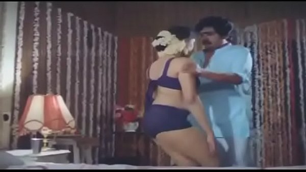 Cewek India Sange Banget, Crot Di Mana Aja