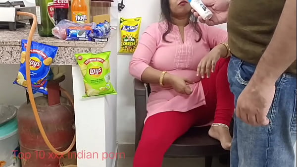 Mumbai Tukang Toko Ngegoda Perempuan Miskin Buat Pinjem Xxx Bokep Hindi Suara Panas